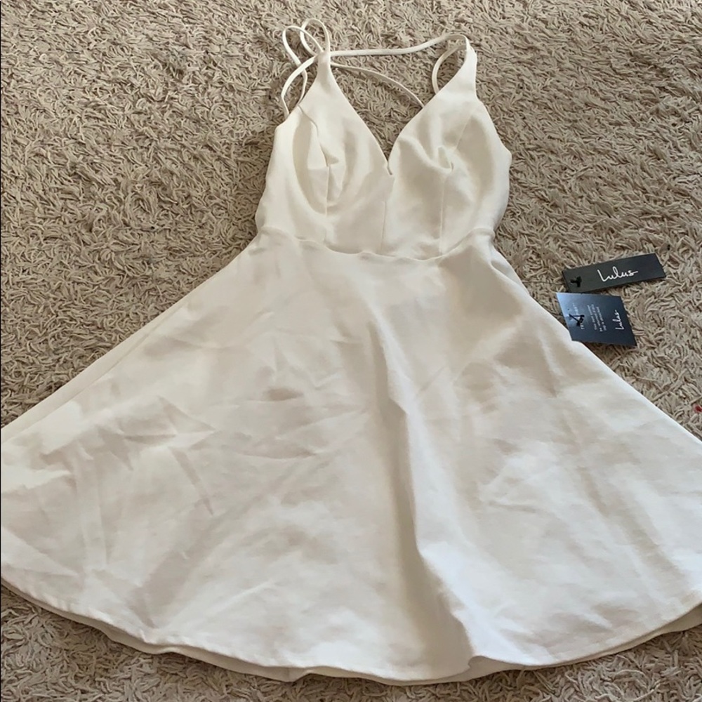 White Lulu’s dress tags still on